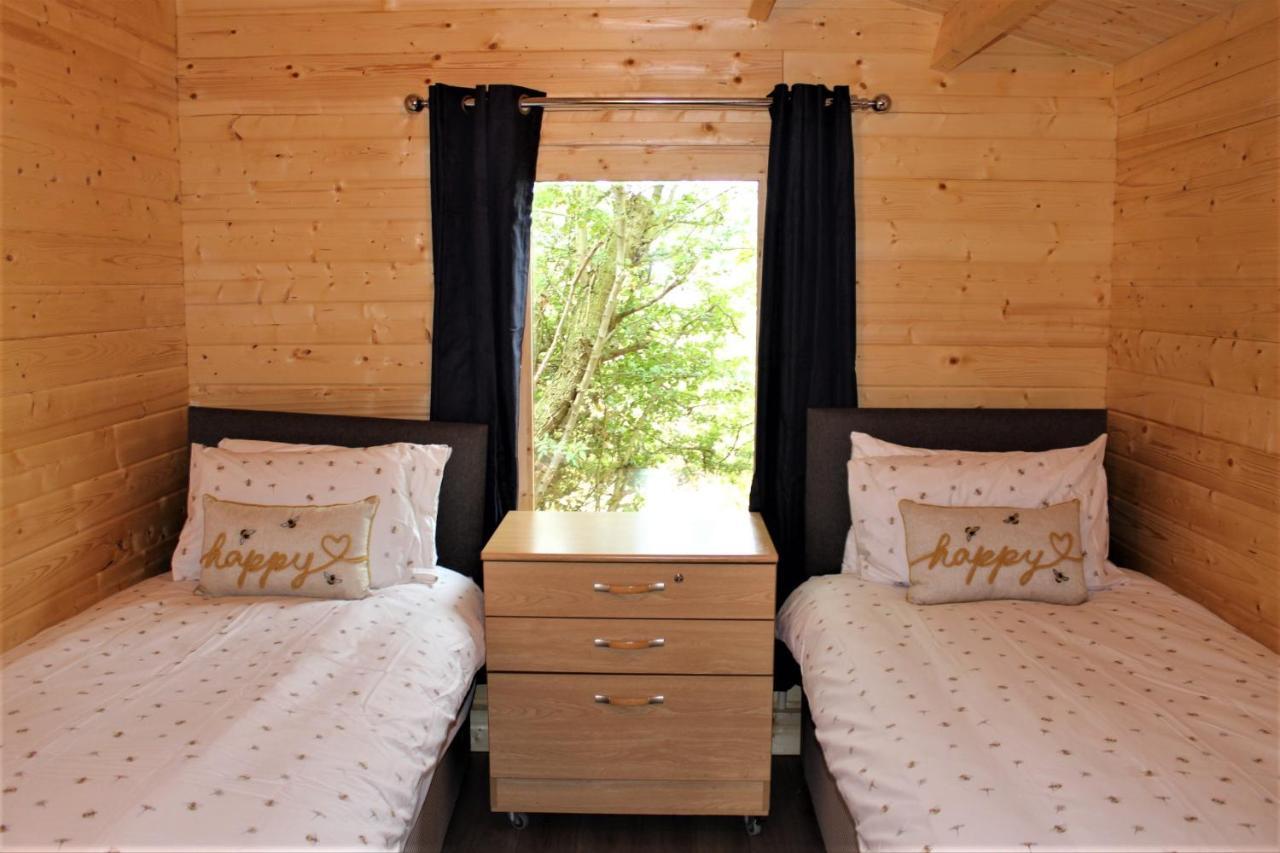 Stunning 5-Bed Cabin In Ashton Under Hill Evesham Zewnętrze zdjęcie